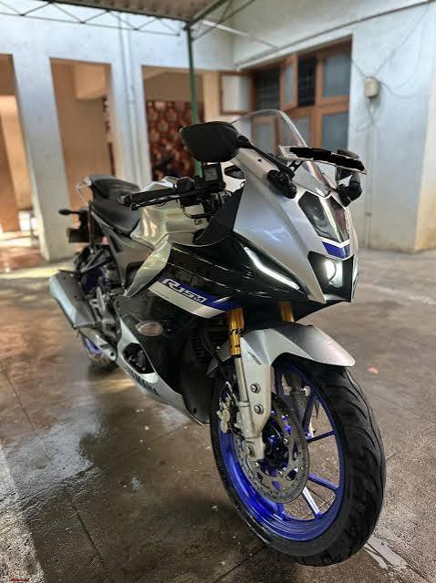 Yamaha R15M